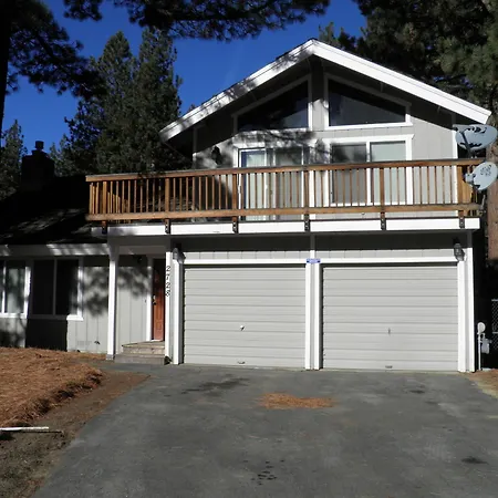 2728 Springwood Dr Vila